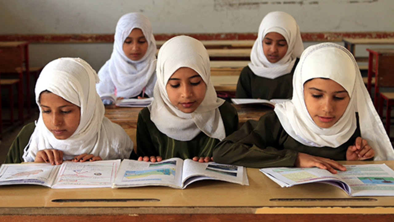 What to Expect When Studying at a Sharia School