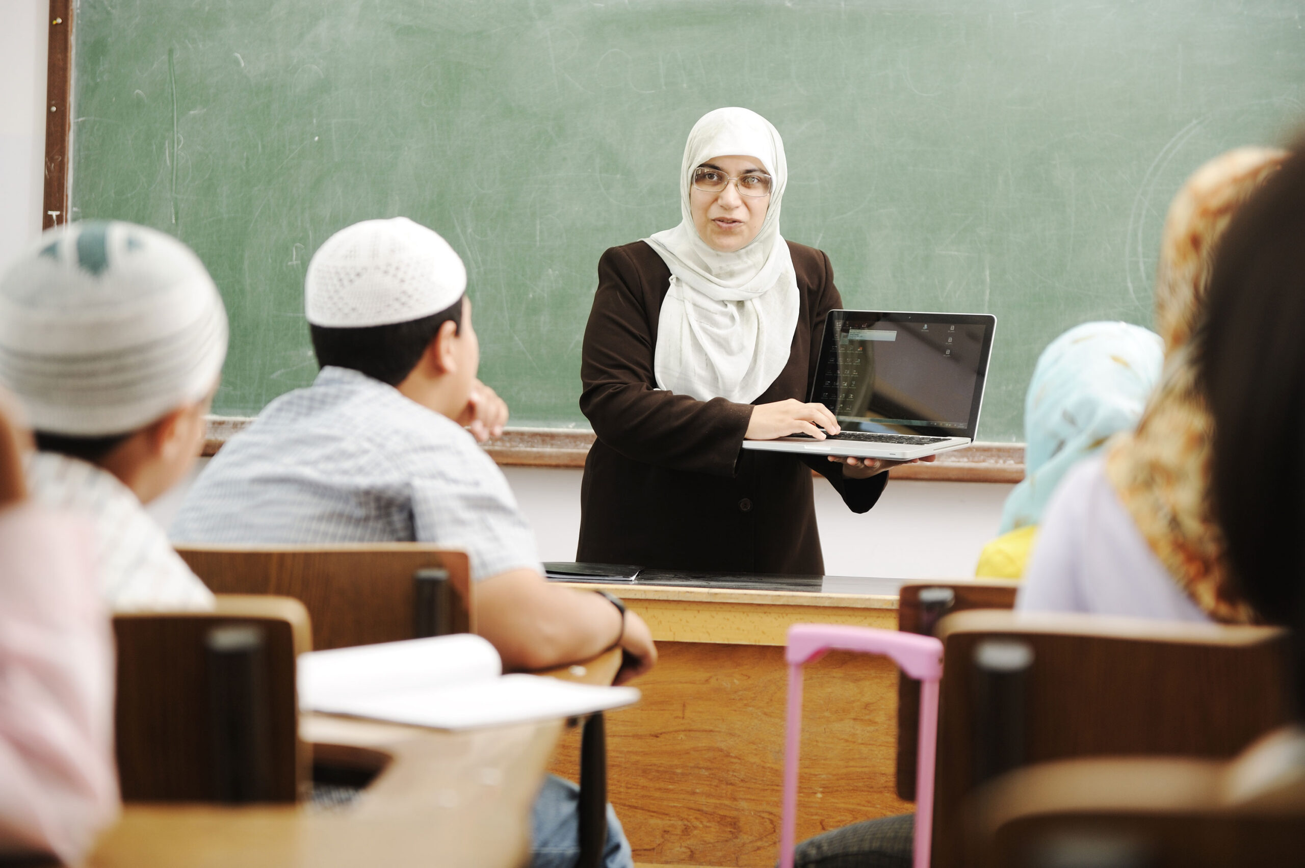 The Role and Importance of Islamic Schools in Modern Education